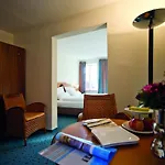 Alt Hotel 3*