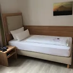 Alt Hotel Warburg
