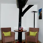 Alt Hotel 3*