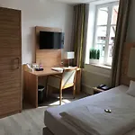 Alt Hotel 3*