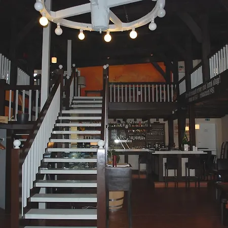 Hotel Alt