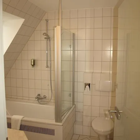 Alt Hotel