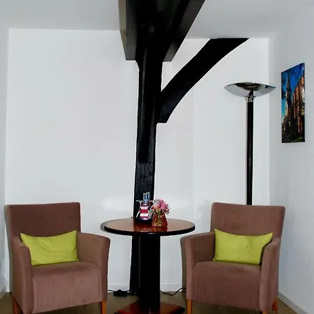 Alt Hotel 3*